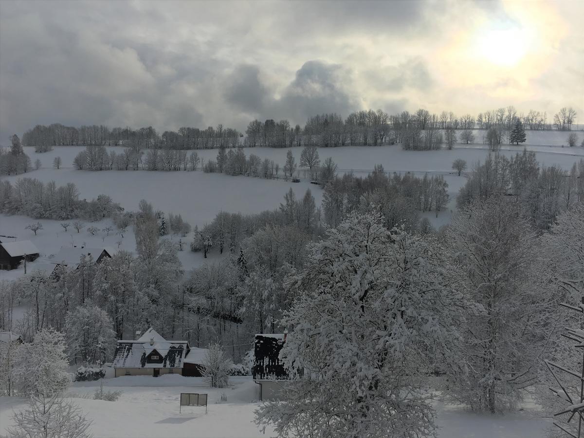 Apartman Stara Skola Vysoke nad Jizerou Exterior photo
